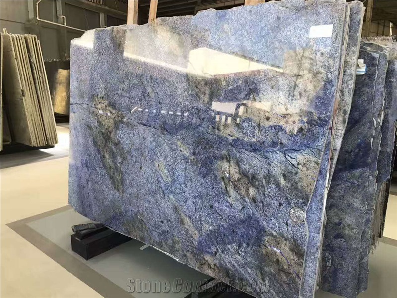 The Luxury Of Stone Quartzite Slabs