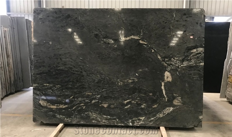 China Black Gold Cloud Granite Countertop