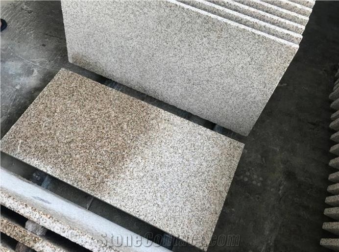 China Golden Grain Granite Bush Hammered Slabs