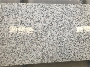 China Puning White Granite G439 Polished Slab Tile
