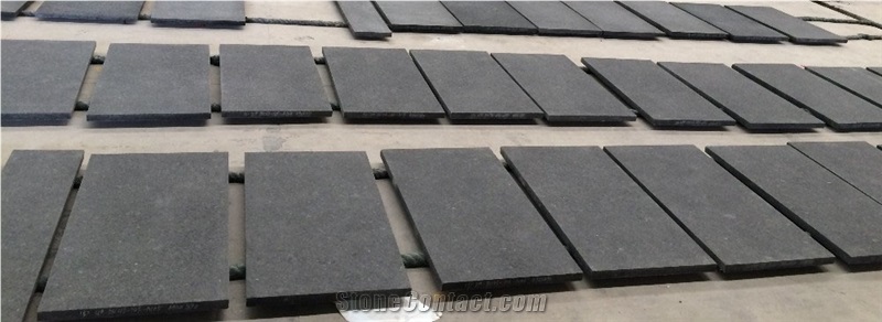 Chinese Black-Granite Paving Tiles on Fair