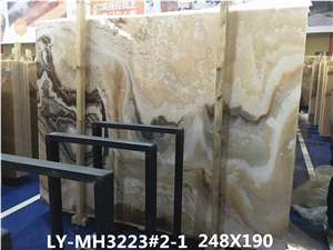 Dragon Veins Translucent Onyx Feature Walling