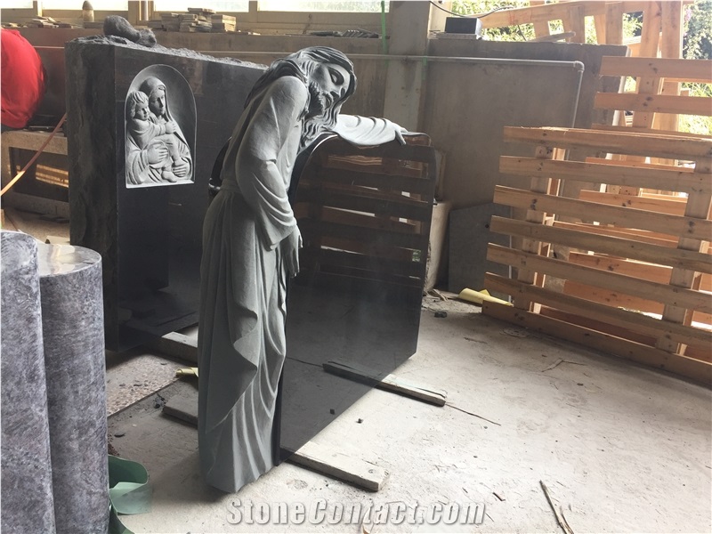 Shanxi Jet Black Monument with Jesus Sculpted