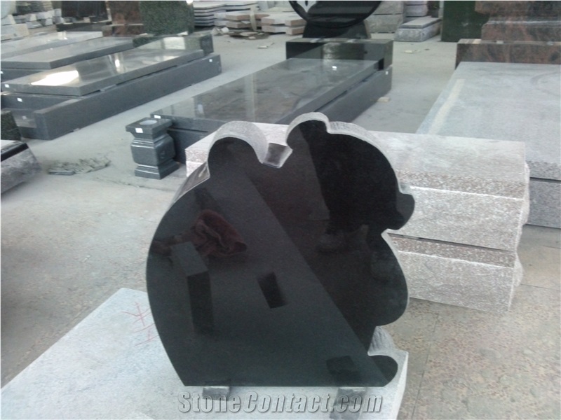Shanxi Jet Black Monument with Bear Carving