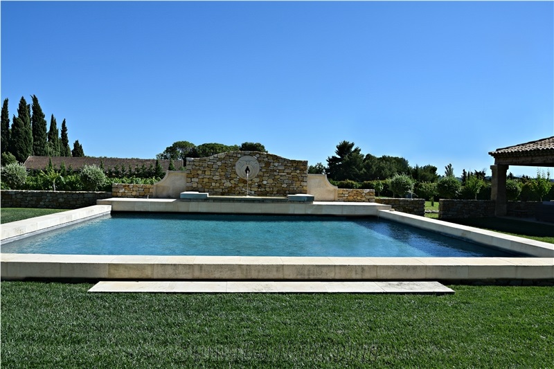 French Limestone Pool Coppings (Pierre De Limeyrat) - Exemples