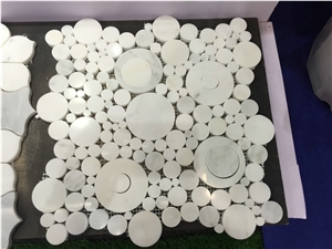 White Marble Water-Jet Mosaic with Round Chips Tiles for Wall/Floor
