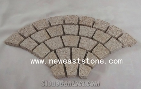 Cheapest Yellow Granite Stone Cobblestones on Mesh Sheets in Fan Shap
