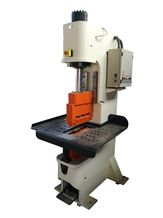 Technosplit Hydraulic Stone Splitting Machine