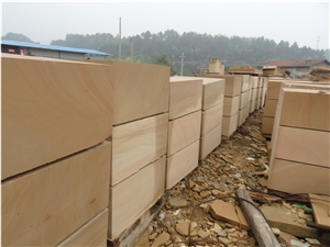 China Honed /Bush Hammered Yellow/Golden Wood Sandstone Tile & Slab