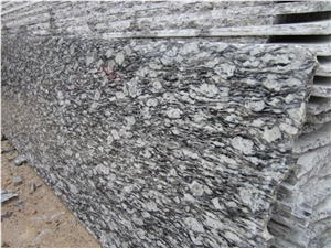 Chinese Granite Spray White Granite Slabs