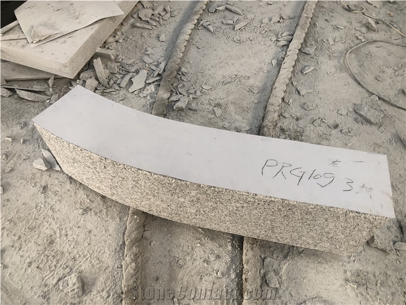 Chinese Light Grey Granite Curved Kerbstone
