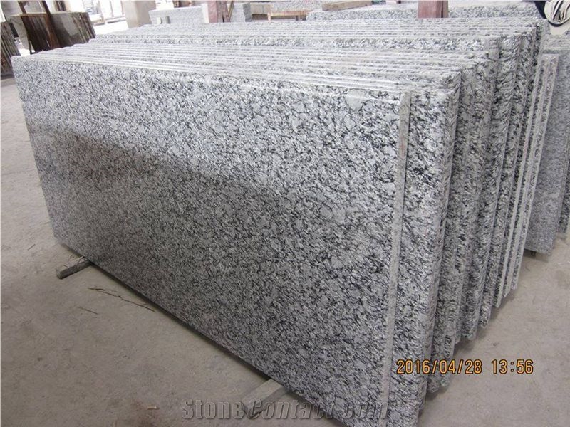 China Granite Kitchen Countertop China Spray White Granite