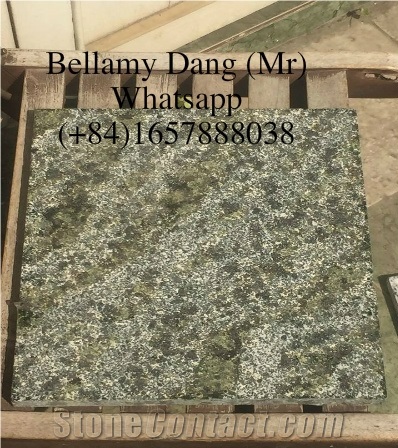 Good Price Flamed Dark Grey Natural Granite with Yellow Spotted