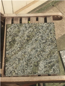 Good Price Flamed Dark Grey Natural Granite with Yellow Spotted