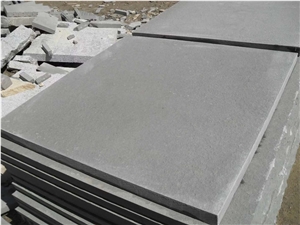 Bush-Hammered Grey Sandstone Paving Tiles and Cube Stone for Flooring
