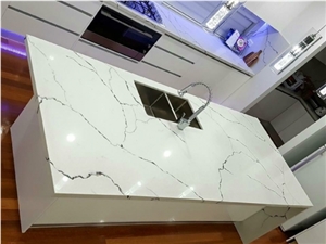 Sq130-3 Staturio Super Kitchen China Quartz Stone Island Top