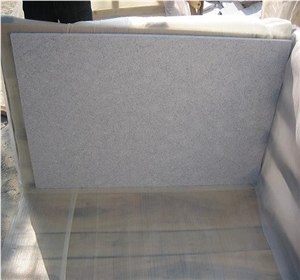 China Pearl White Granite Tiles Panel Wall Cladding for Building