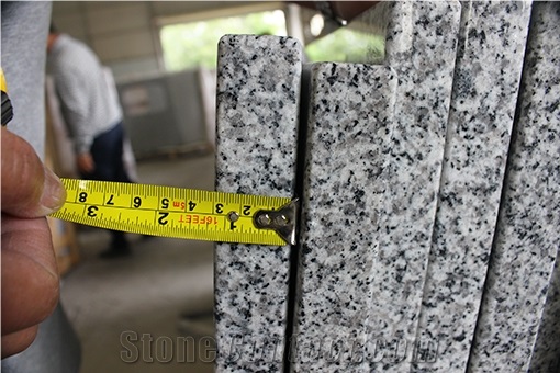 China New Granite Peddy Pearl or New G640 Granite Commercial Counters