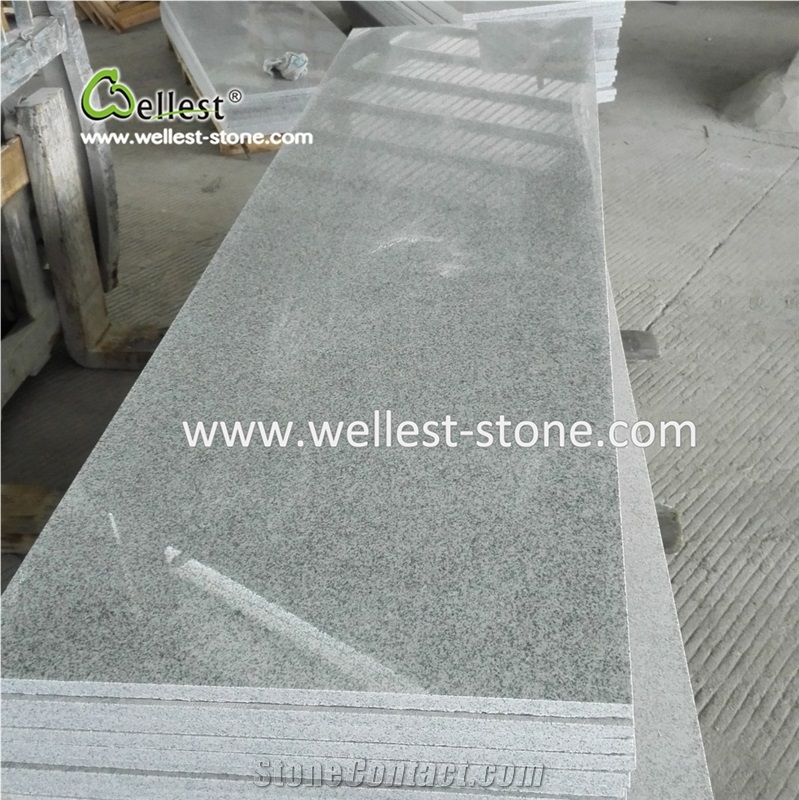 Kashmir White Granite Tile 18x18