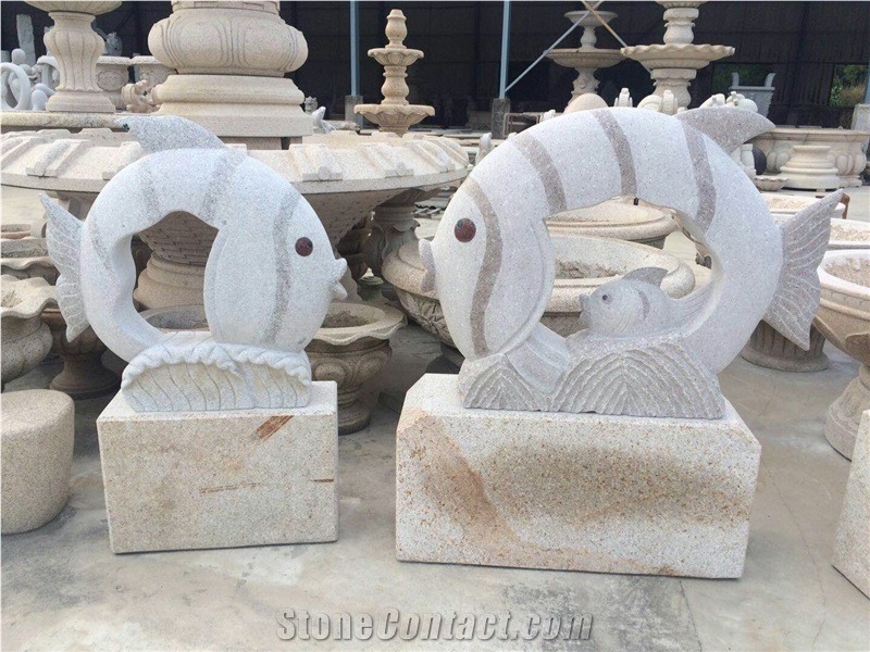 China Manufacture Padang Dark Grey Granite G654 Fish Animal Carving