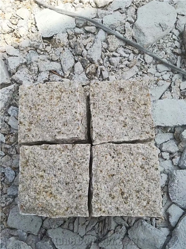 G682 Granite Cube Stones Golden Rusty Cube Stones Natural Split