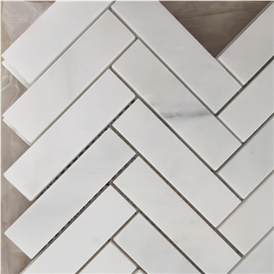White Carrara Marble Polished Herringbone Type Design Mosaic Tiles