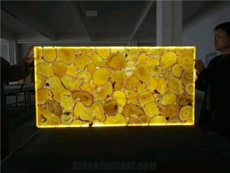 Laminated Panel Red Semiprecious Slabs with Glass for Hotel Wine Bar