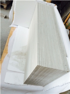 White Marble with Wood Veins Tuff Tile