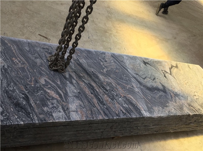 New China Juparana Granite 2cm/3cm Middle Slab with More Black Texture