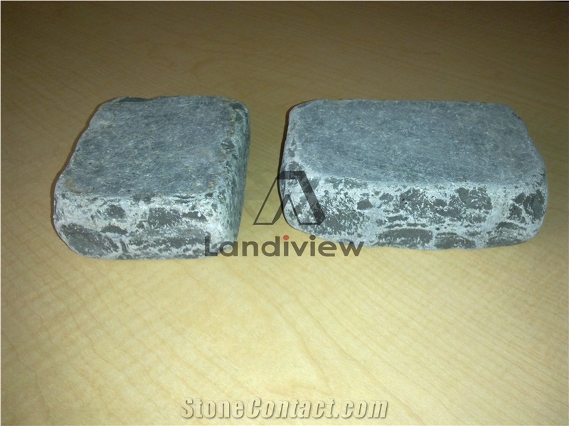 Black Basalt Cobblestone Sides Natural Split & Tumbled Pattern Pavers
