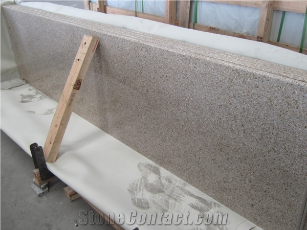 G682 Yellow Rust Granite Full Bullnose Edge Finish Prefab Standard Top