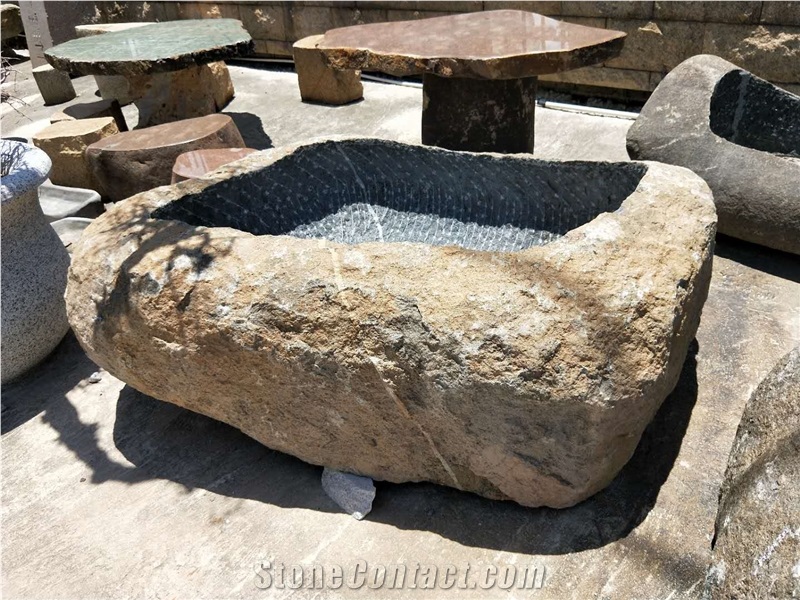 https://pic.stonecontact.com/picture201511/20186/148046/flower-pot-made-from-granite-blocks-garden-landscaping-planters-p651534-6b.jpg