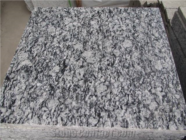 Spary White Granite Slabs Tiles