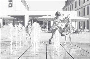 Interactive Fountain with Bench