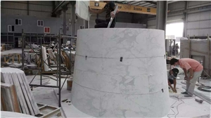 White Marble Calcatta Gold Column