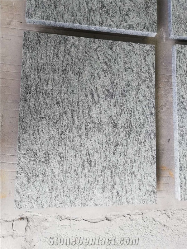 Water-Jet Olive Green Granite Flooring or Wall Tiles Decorative Design