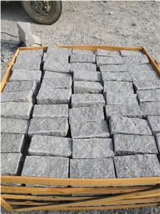 China Granite Cobble Stone for Floor Covering