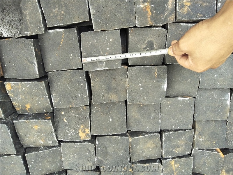 Black Basalt Pavers Split Cleft