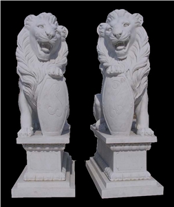 White Marble Handcarved Animal Statues, Vivid Lion Sculptures