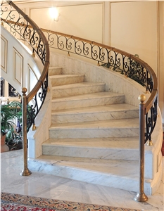 Calacatta Marble Stairtcase
