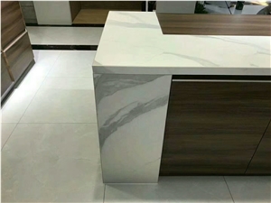 White Engineering Stone Kitchen Countertop