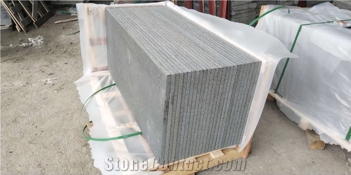 New G687 China Black Basalt Granite Tiles & Slabs