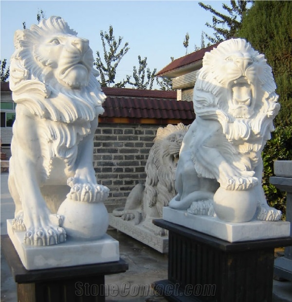 Lion with Pedestal White Marble Garden Sculpture