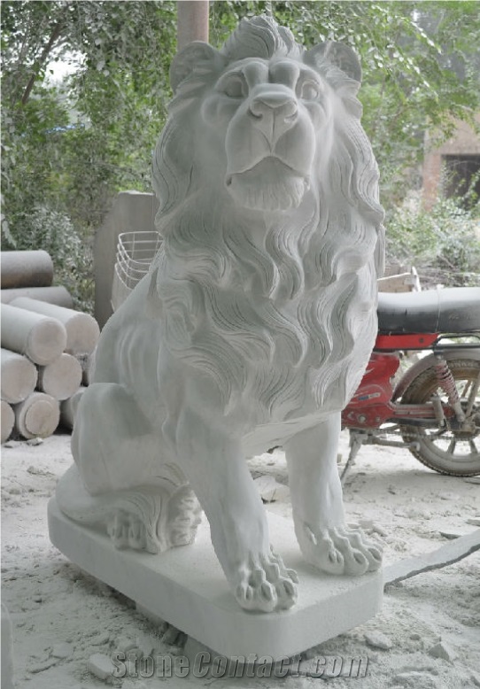 White Marble Lion Garden Sculpture Hand Carved