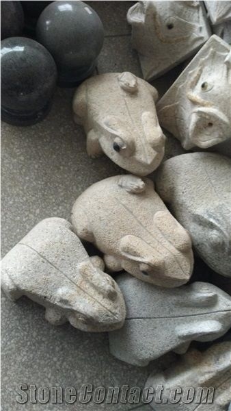 Granites Stones Small Frogs Sculptures and Carvings