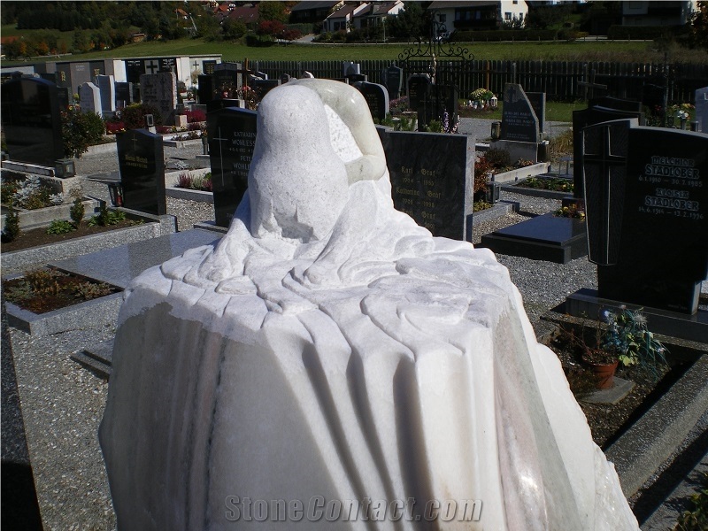 Solker White Marble Gravestone