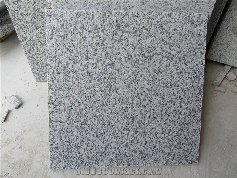 Dalian New G655 Tongan White Light Grey Granite Polish Tile Floor Wall