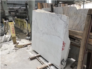 Calacatta Taupe Marble Wall Application
