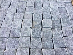 Tumbled Grey Cobble Stone Cube Paverment Flooring