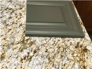 New Gold Granite Kitchen Countertop Prefab Granite
